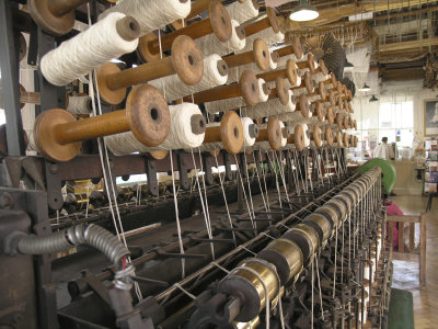 Looms, Arkwright Mill, Cromford 1.JPG