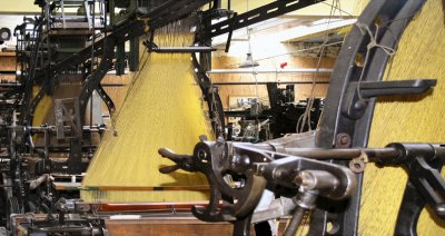 Looms, Arkwright Mill, Cromford 2.JPG