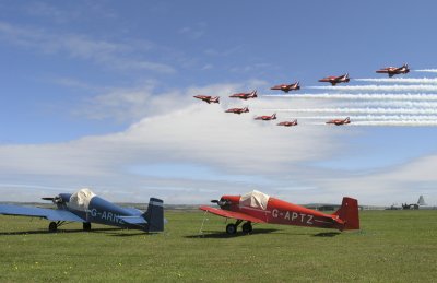 Red Arrows 1.JPG