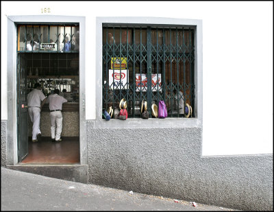 Tobogganeers in Bar, Monte, Madeira.JPG