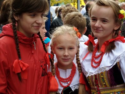 Folk dancers