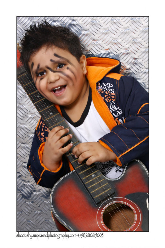 Model-Ayman, -Makeup-Poonam Rawat
