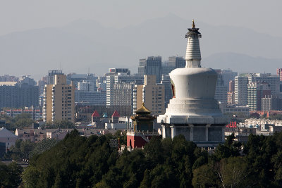 Beihai's pagoda, or as the park itself called it, a dagoba.