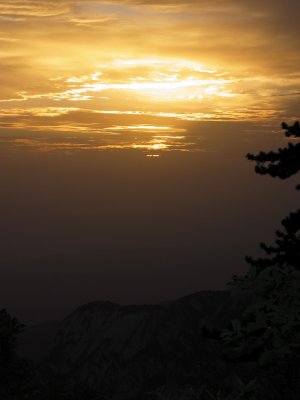 Sunrise, Hua Shan.