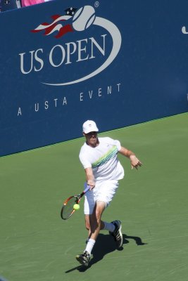 Querrey forehand.