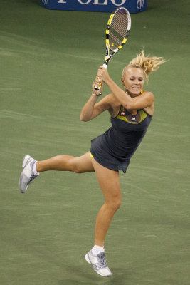 Wozniacki backhand.