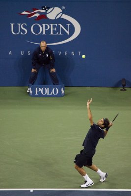 Federer serve.