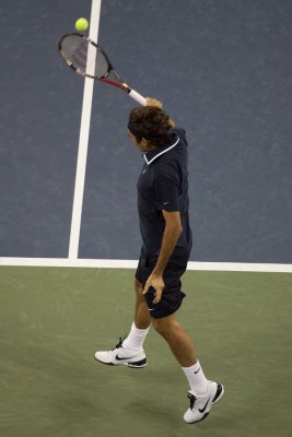 Federer backhand.