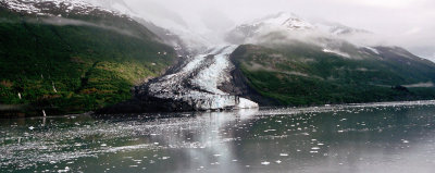 Alaska Glaciers to the water