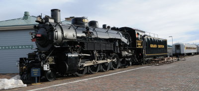 Old Steam Engine for the Grand Canyon RR