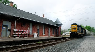 Ottawa OH - Local Passes the Station