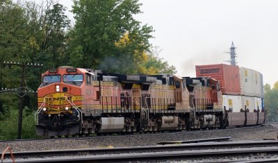 Arriving Newton KS BNSF 4824