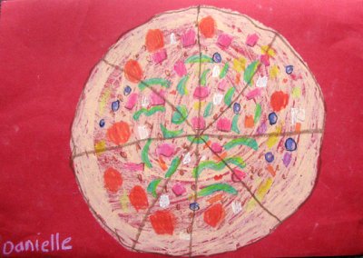 pizza, Danielle, age:5.5