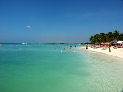 Arubas beautiful beach 12.10.2003