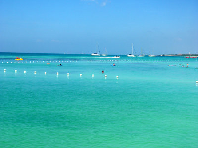 Arubas beautiful beach 12.10.2003