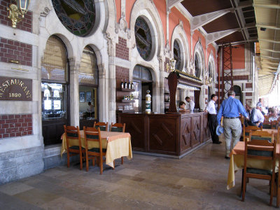 Bar at the station