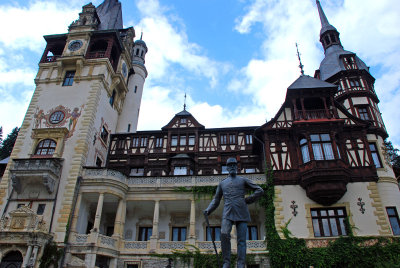  Peles Castle built between 1973 and 1914 by King Carol 1