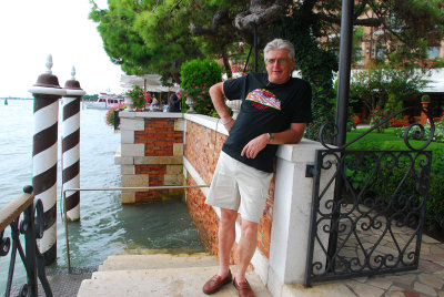 Dave waiting for the water taxi day 3 in Venice September 10, 2010