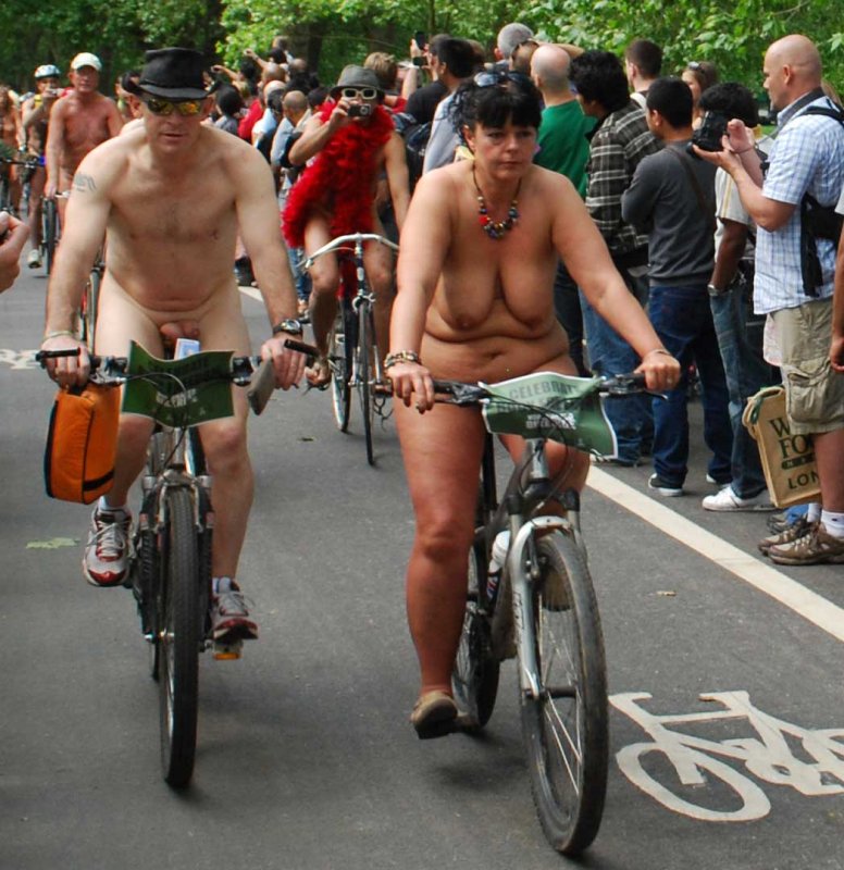 London world naked bike ride 2010 _0208a.jpg