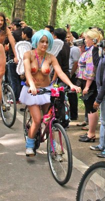 london naked bike ride 2008