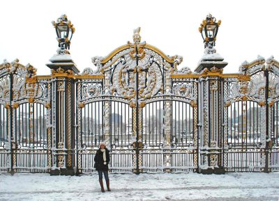 Gates near Buckingham Palace