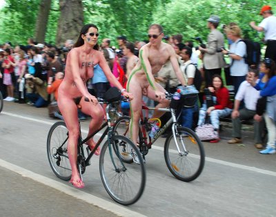  london naked bike ride 2009_0217a.jpg