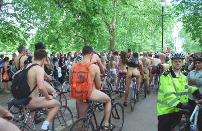  london naked bike ride 2009_0009a.jpg