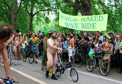  london naked bike ride 2009_0104a.jpg