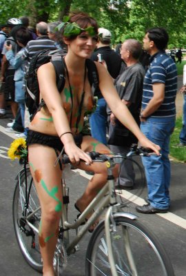 London world naked bike ride 2010 _0006a.jpg