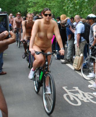 London world naked bike ride 2010 _0023a.jpg