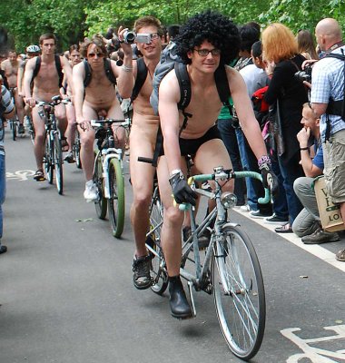 London world naked bike ride 2010 _0103a.jpg