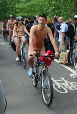 London world naked bike ride 2010 _0034a.jpg