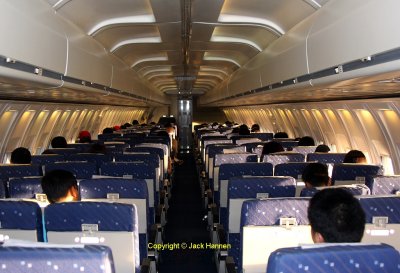 Light load on Cebu-Davao flight 2P024. RP-C8006