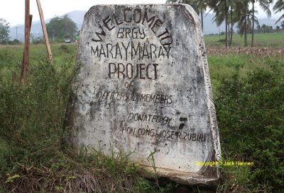 Entrance to Barangay Maraymaray