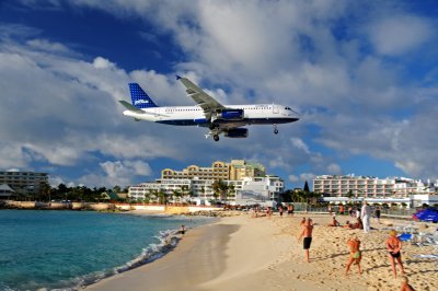 J68--Maho Bay and airport, St Maarten