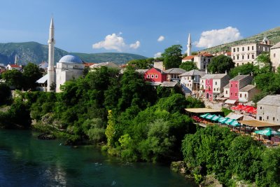 32 MOSTAR, Koski Mehmed-pashas mosque 1617, Neretva River,