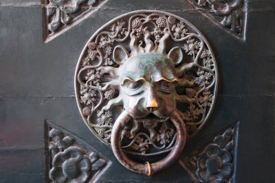 55 DUBROVNIK, door ornament on museum