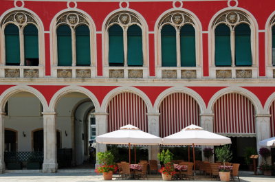 61 SPLIT, Prokurative or Republic Square
