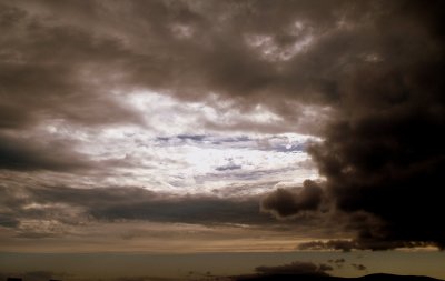 cloud skimming.jpg