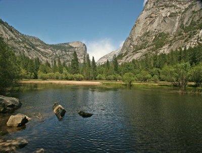 MIRROR LAKE