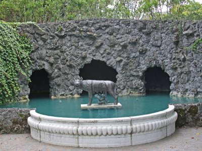 THE INDIAN GARDEN