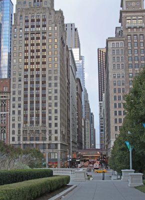 CHICAGO STREETS FROM MILLENIUM PARK