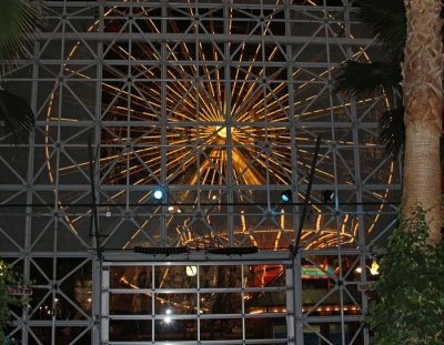 LIGHTED FERRIS WHEEL
