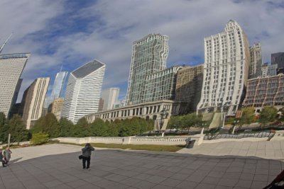 CHICAGO REFLECTED IN 'THE BEAN'