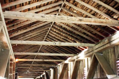 INSIDE BRIDGE019.jpg