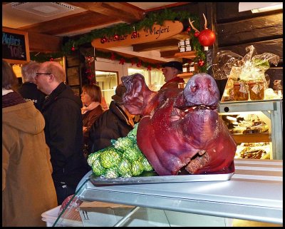 Pig head, a delicacy on the Christmas table?