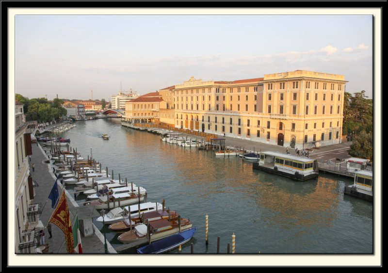 A New Building on the Grand Canal