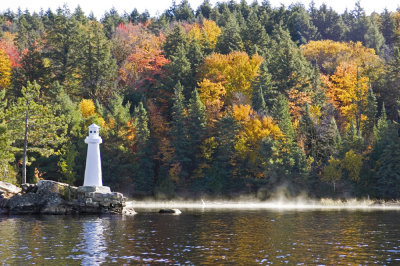 d1 little lighthouse on canoe.jpg