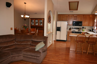FamilyRm_Kitch_Dining_8930.jpg