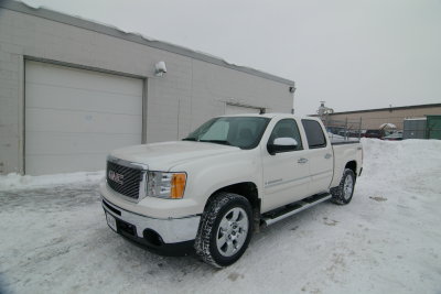 2009_gmc_sierra_slt_white_diamond